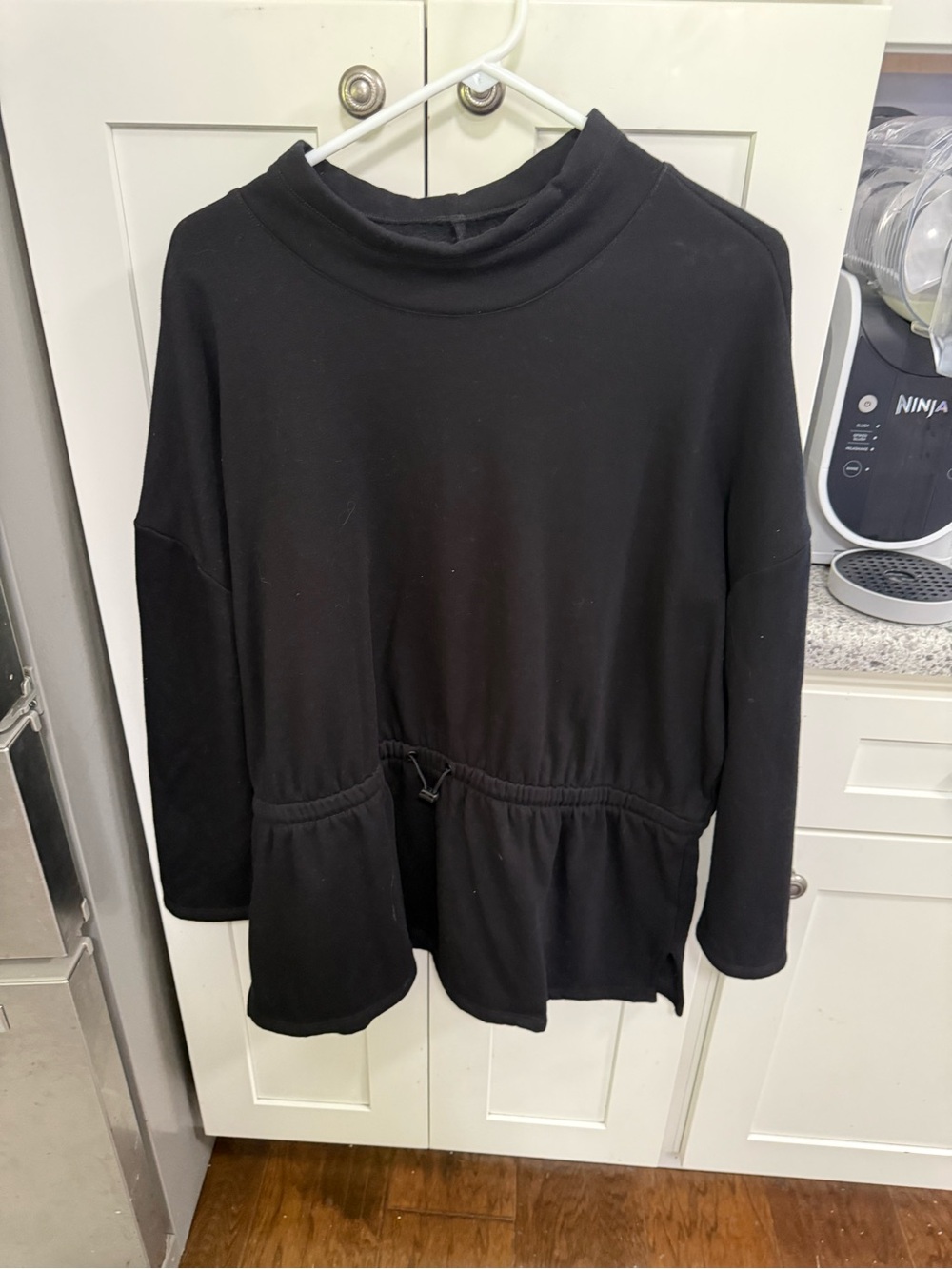Liz Claiborne Black Drawstring Pullover Sweatshirt